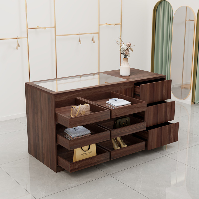 Negozio di Abbigliamento Moder - Storage recensione e prezzo